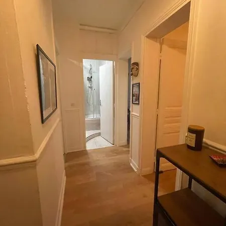 Daire Joli 2 Pieces A Au Porte De Paris Pantin